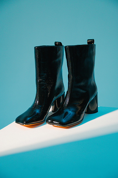 Полусапожки черные нат лак Lederdorf