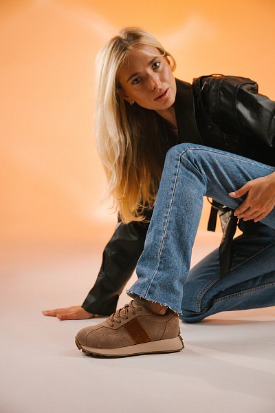 Кроссовки бежевые LEDERDORF нат замша